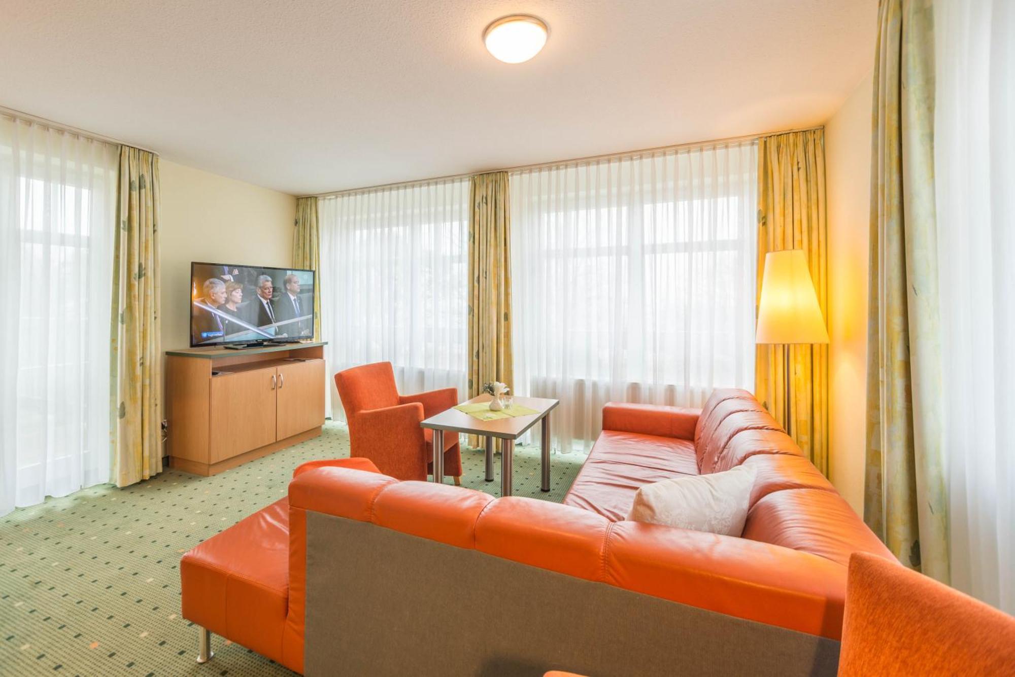 Am Weststrand Aparthotel Kuehlungsborn Exterior photo