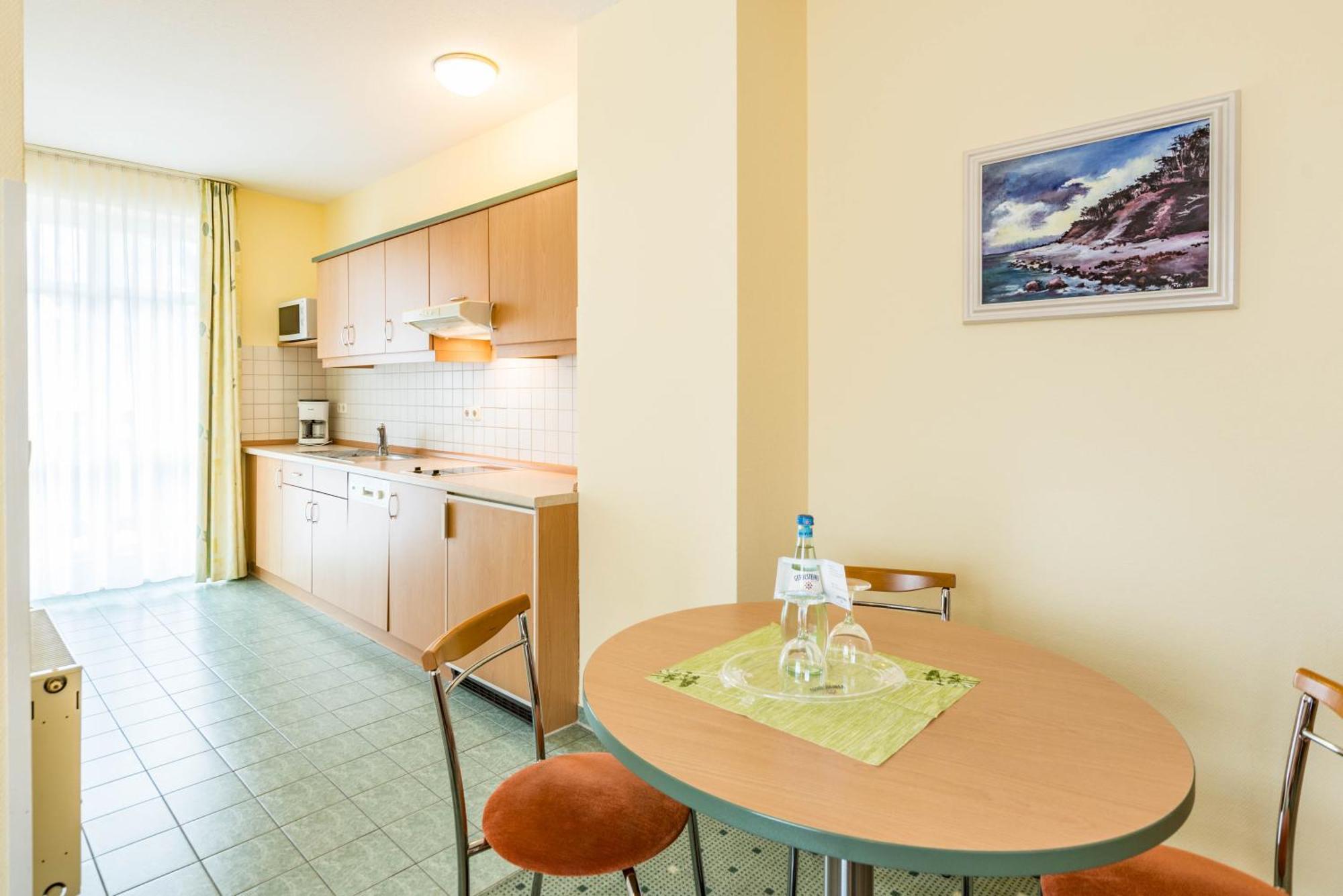Am Weststrand Aparthotel Kuehlungsborn Exterior photo