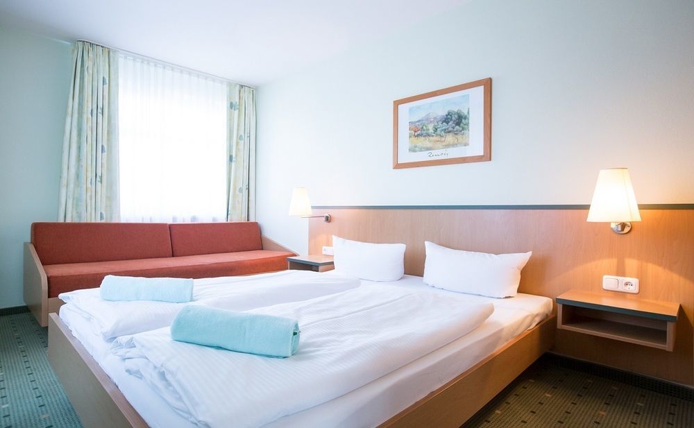 Am Weststrand Aparthotel Kuehlungsborn Exterior photo